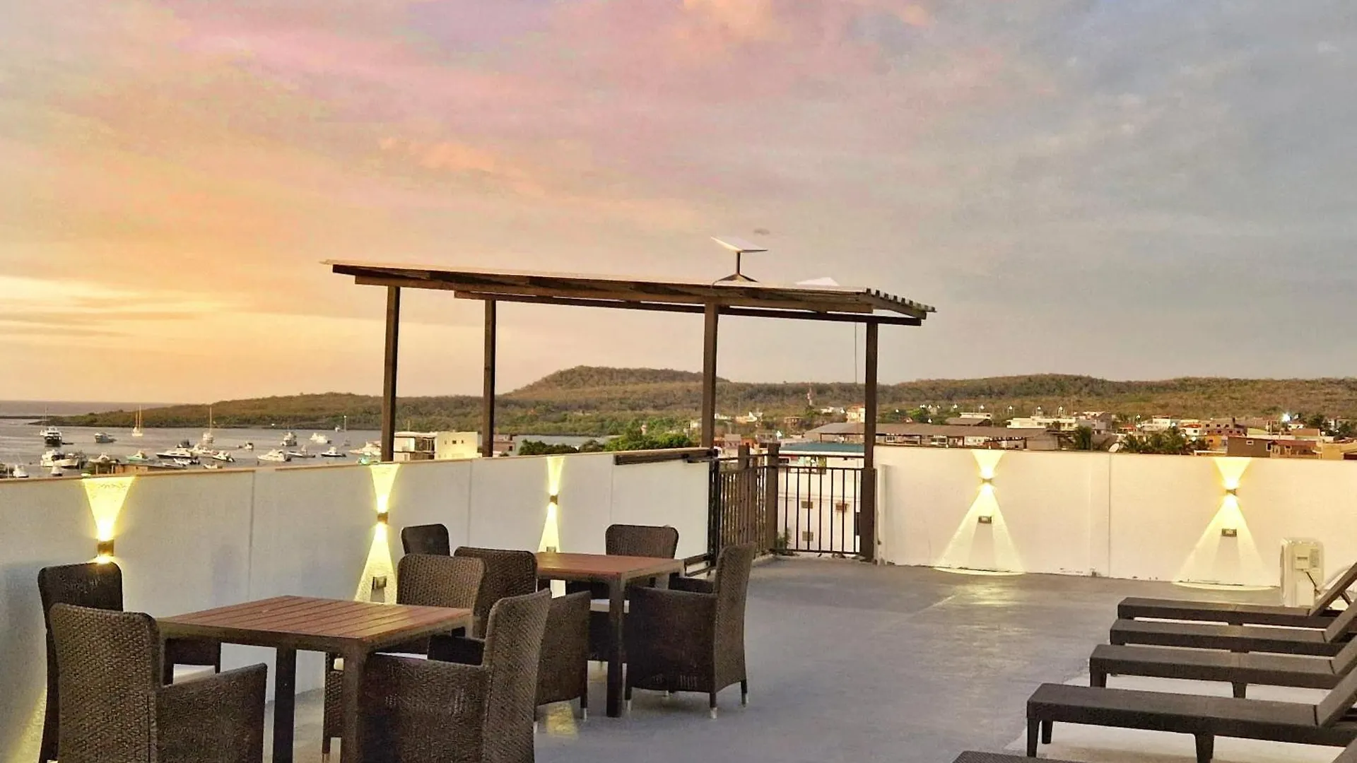 Pacific Haven Apartamento Puerto Baquerizo Moreno 0*,  Equador